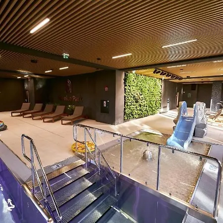 Park -laguna-komfort Vip- C208 아파트